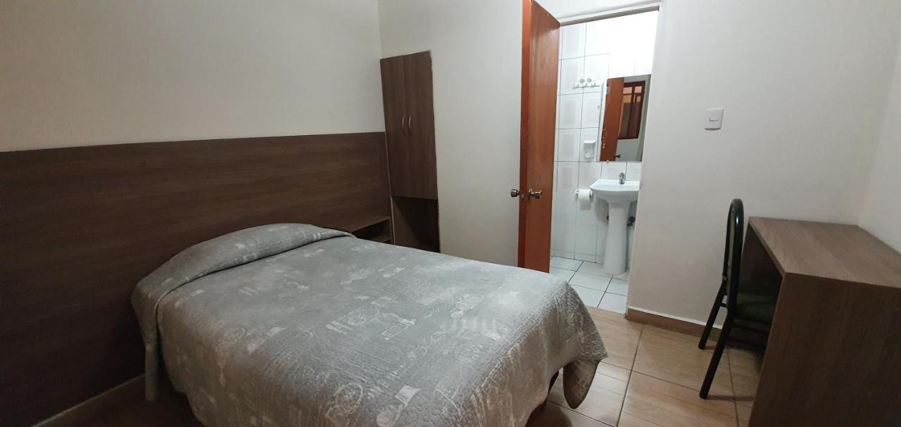 Hostal El Loa Calama Exterior foto